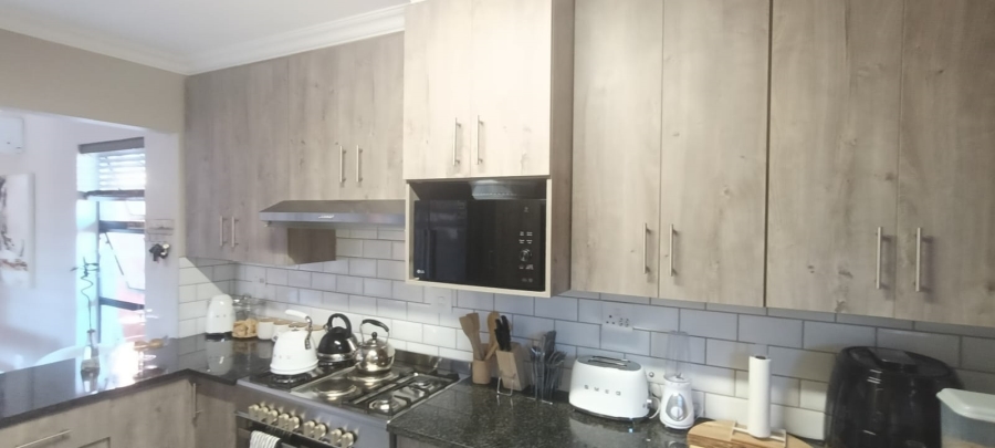 3 Bedroom Property for Sale in Langenhovenpark Free State